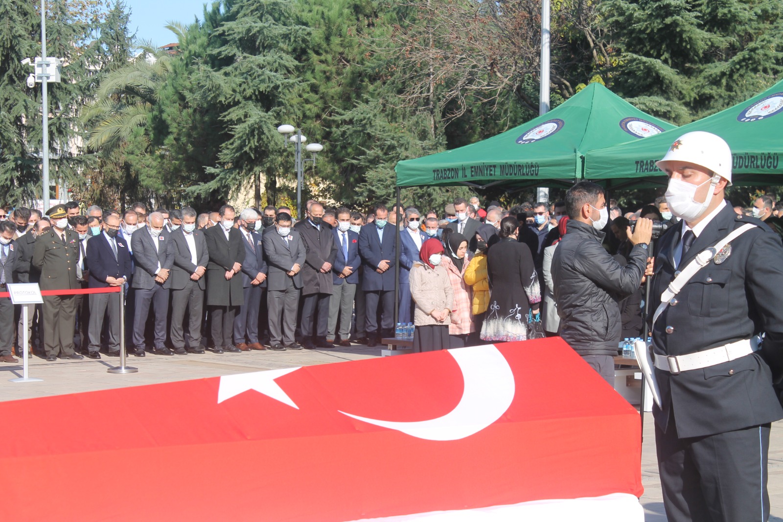 ŞEHİT POLİS YUSUF CEYLAN İÇİN TRABZON'DA TÖREN DÜZENLENDİ