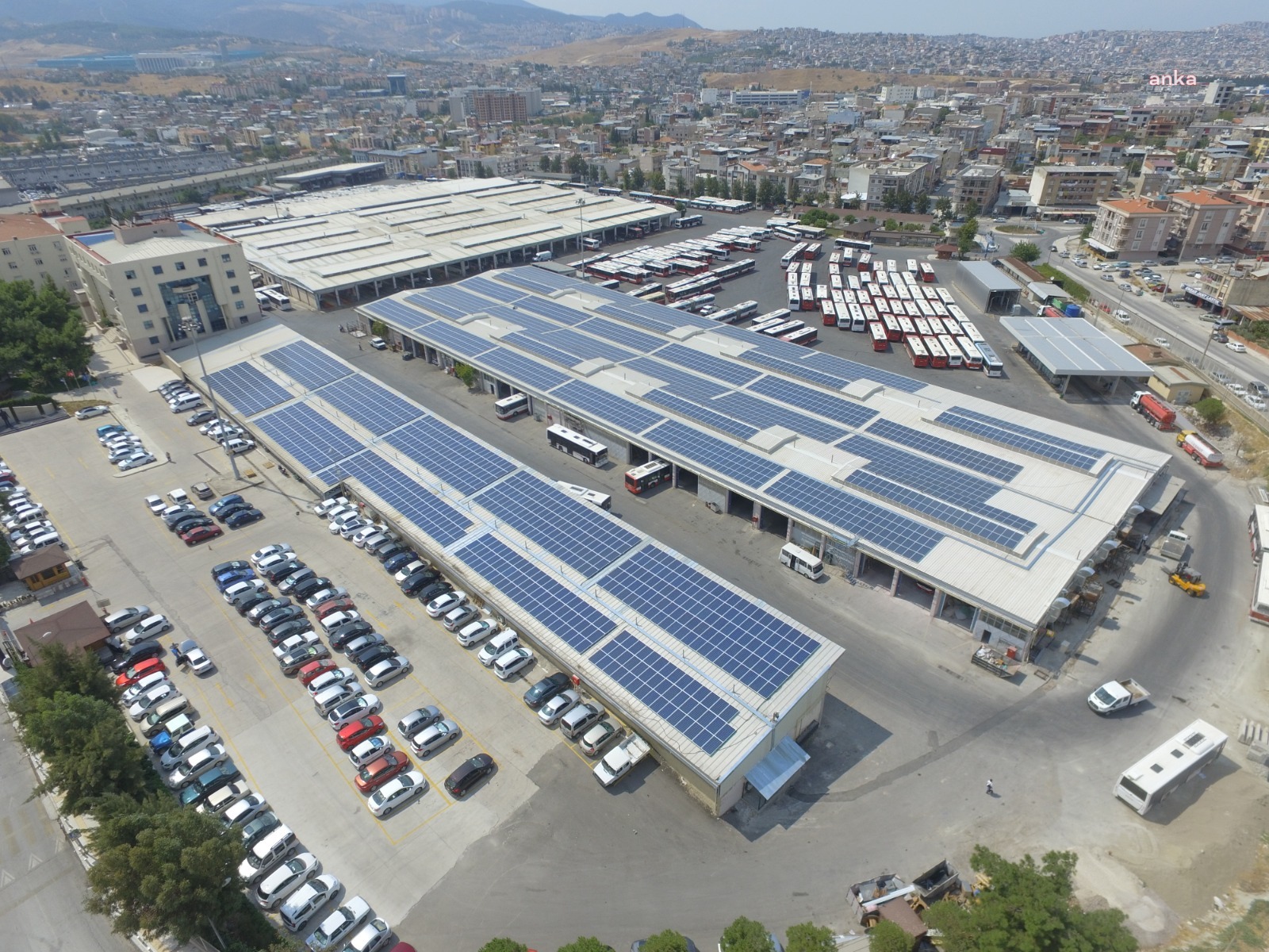 İZMİR’E 100 ELEKTRİKLİ OTOBÜS VE 55 MİDİBÜS DAHA GELİYOR