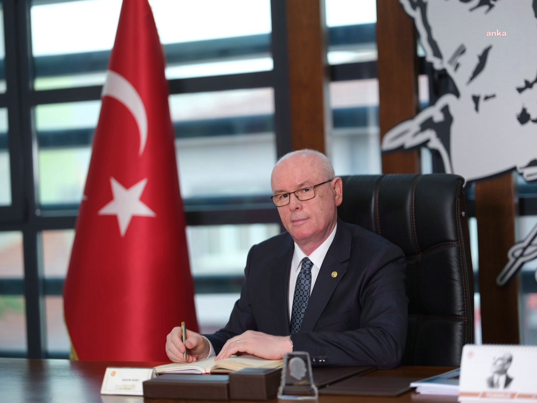 ODUNPAZARI BELEDİYE BAŞKANI KURT: "İSTANBUL SÖZLEŞMESİ YENİDEN UYGULANMAYA BAŞLAMALIDIR"