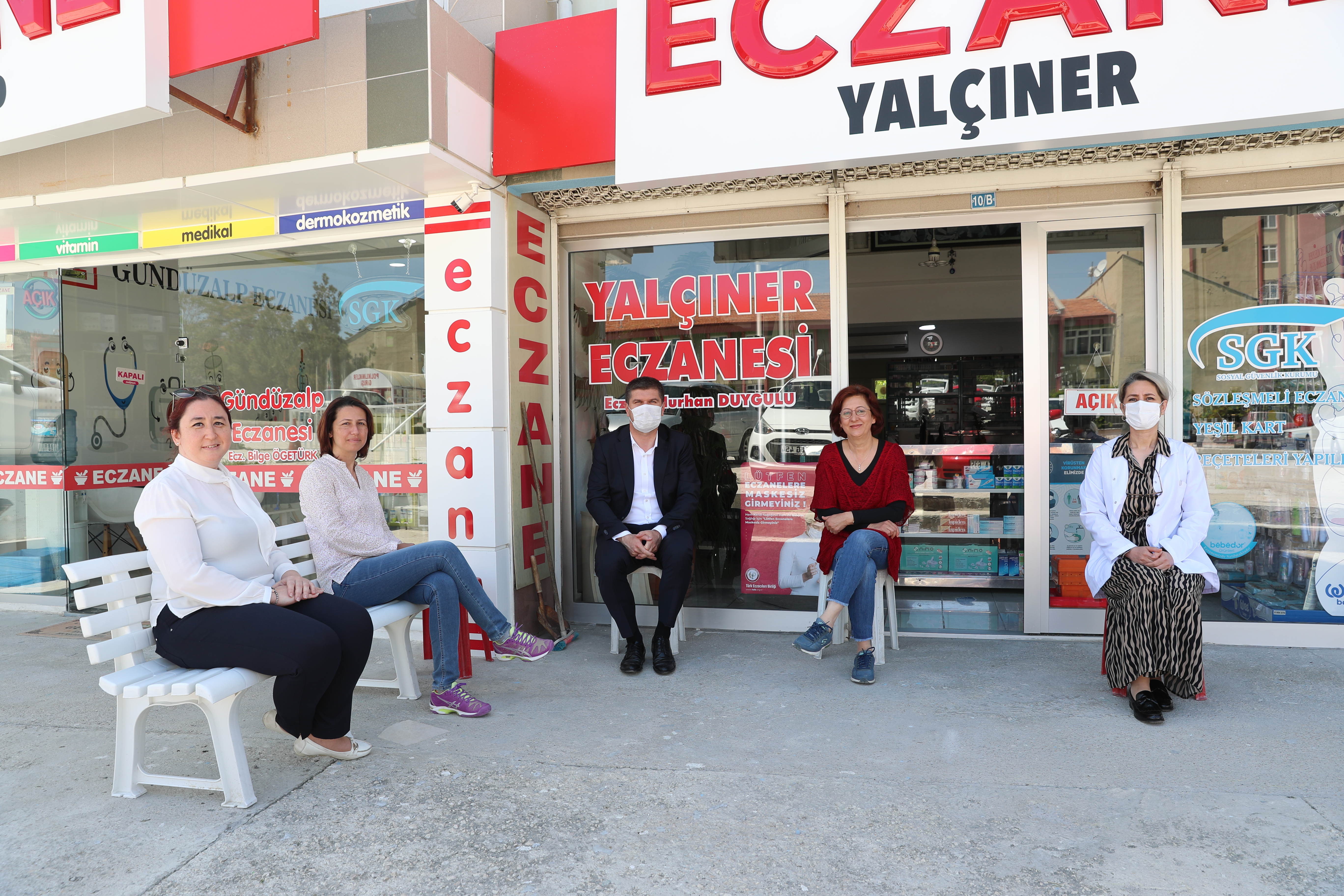 BURDUR BELEDİYE BAŞKANI ERCENGİZ'DEN ECZACILARA ZİYARET