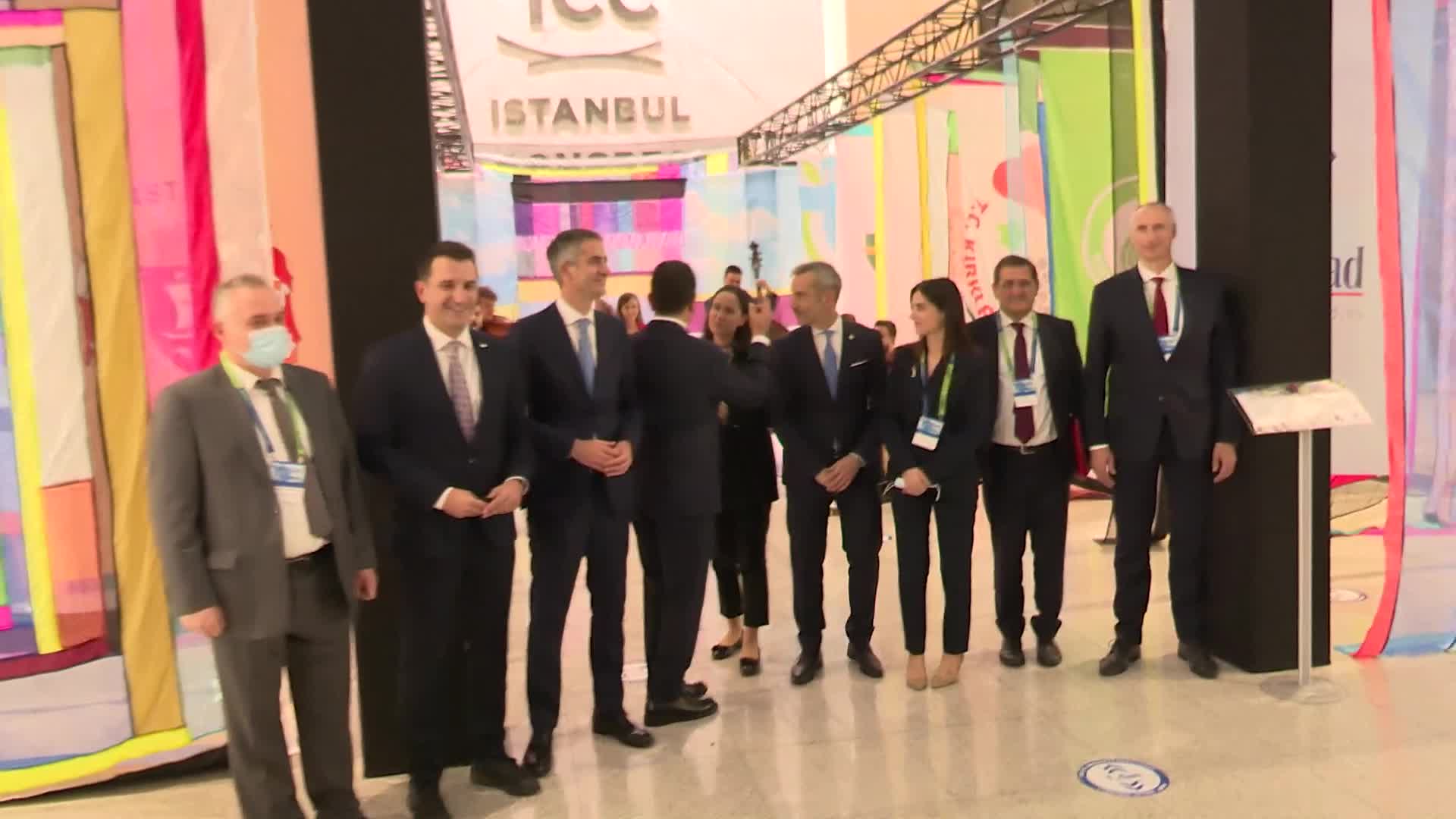 İSTON, İSTANBUL VE ATİNA MEYDANLARINDA KULLANILMAK ÜZERE ÖZEL BANK ÜRETTİ