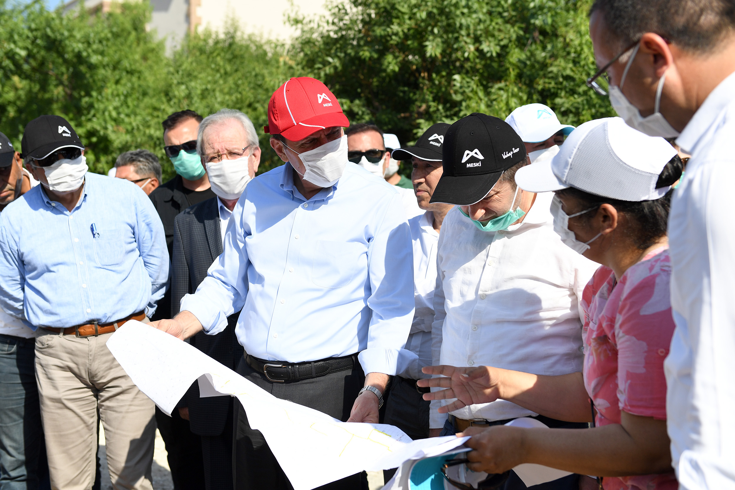 MERSİN BELEDİYE BAŞKANI SEÇER'DEN ARPAÇSAKARLAR'DA YERİNDE İNCELEME