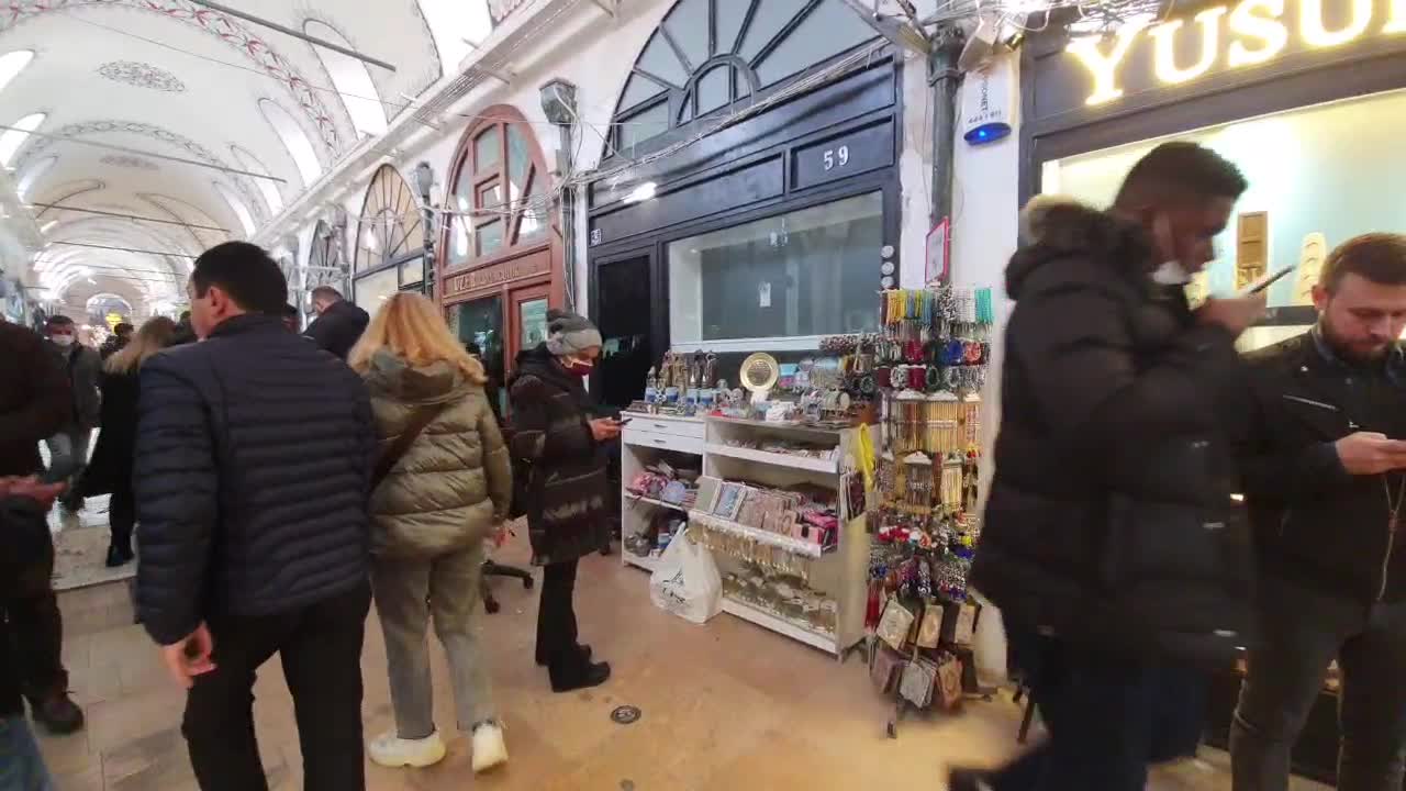KAPALIÇARŞI’DA, DÖVİZ ALIM SATIMI YAPAN BİR KİŞİ İNTİHAR ETTİ
