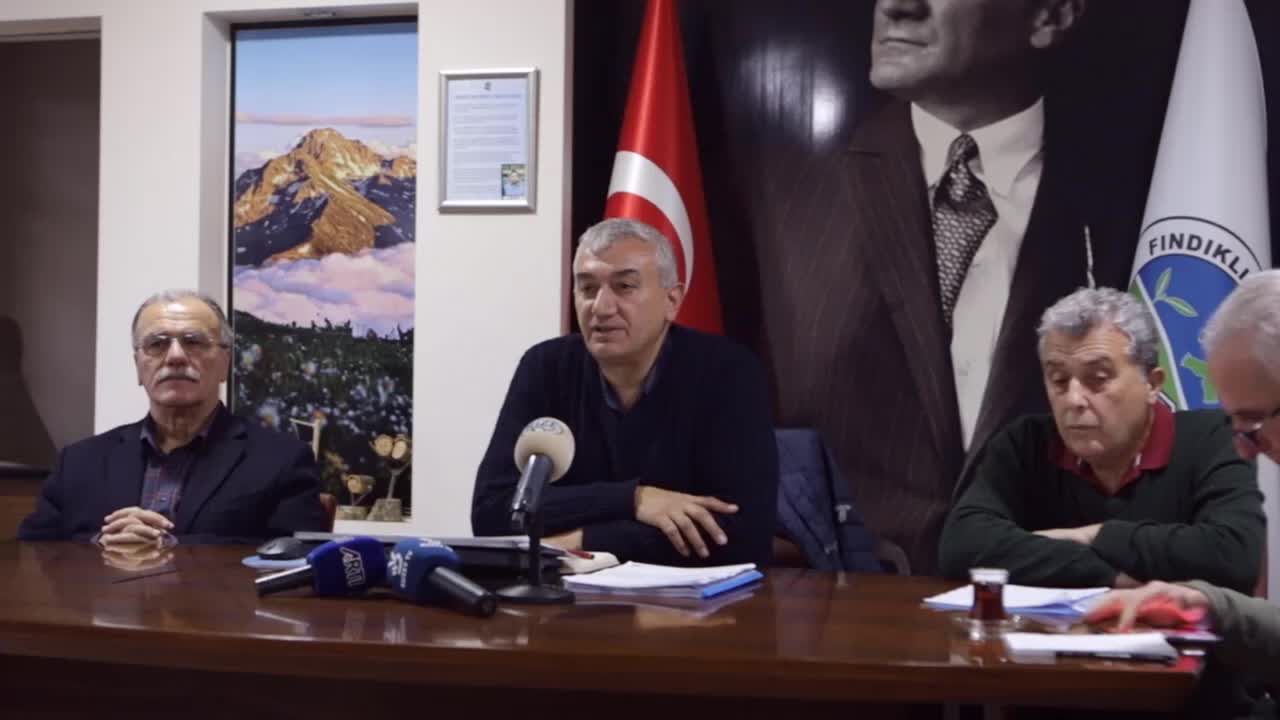 FINDIKLI BELEDİYE BAŞKANI ŞAHİN: VAKIFLAR BÖLGE MÜDÜRLÜĞÜ ŞEHİT MEZARLIĞI İÇİN PARA İSTİYOR