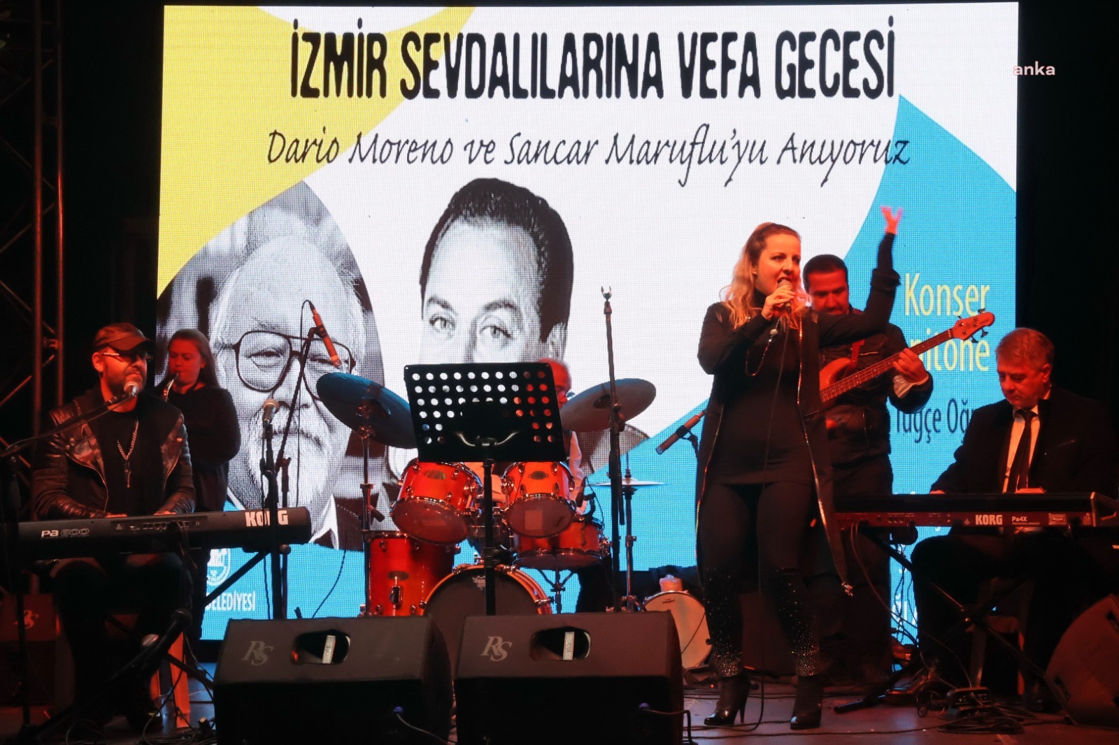 İZMİR SEVDALILARI KONAK'TA ANILDI