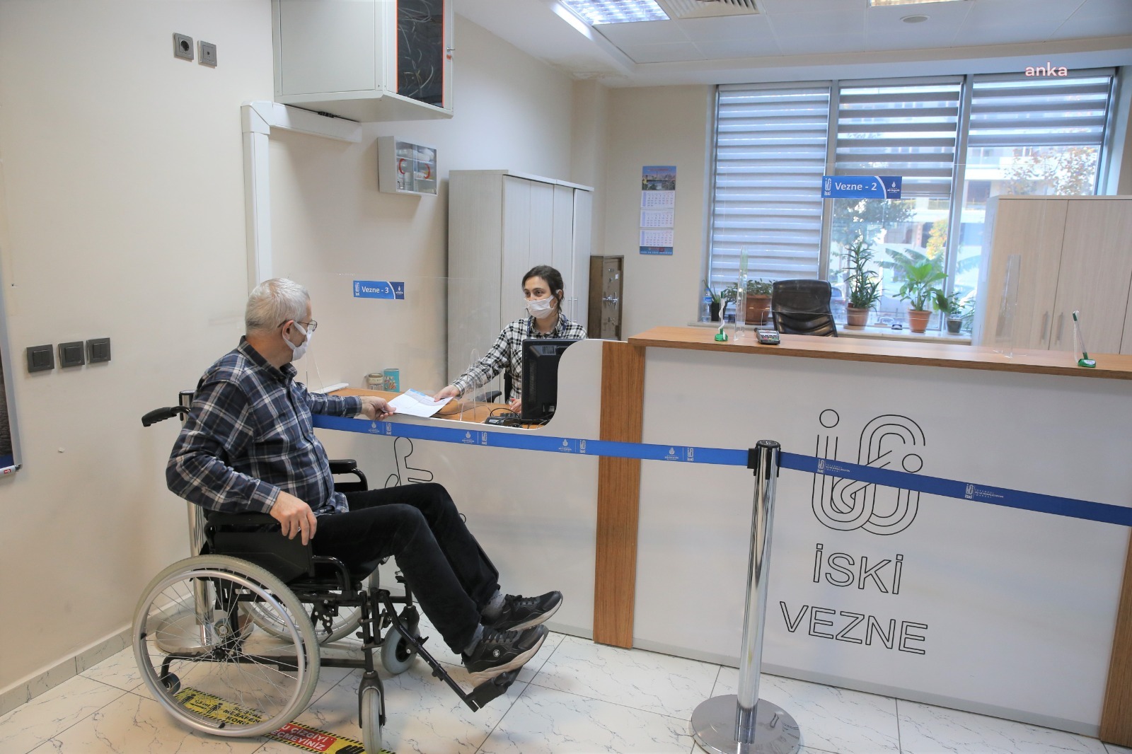 İSKİ’DEN ENGELLİLERE ÖZEL VEZNE HİZMETİ