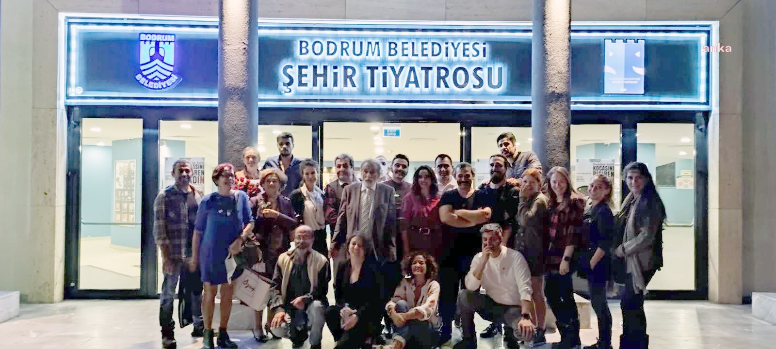 BODRUM BELEDİYESİ ŞEHİR TİYATROSU OYUNLARI SALONU DOLDURMAYA DEVAM EDİYOR
