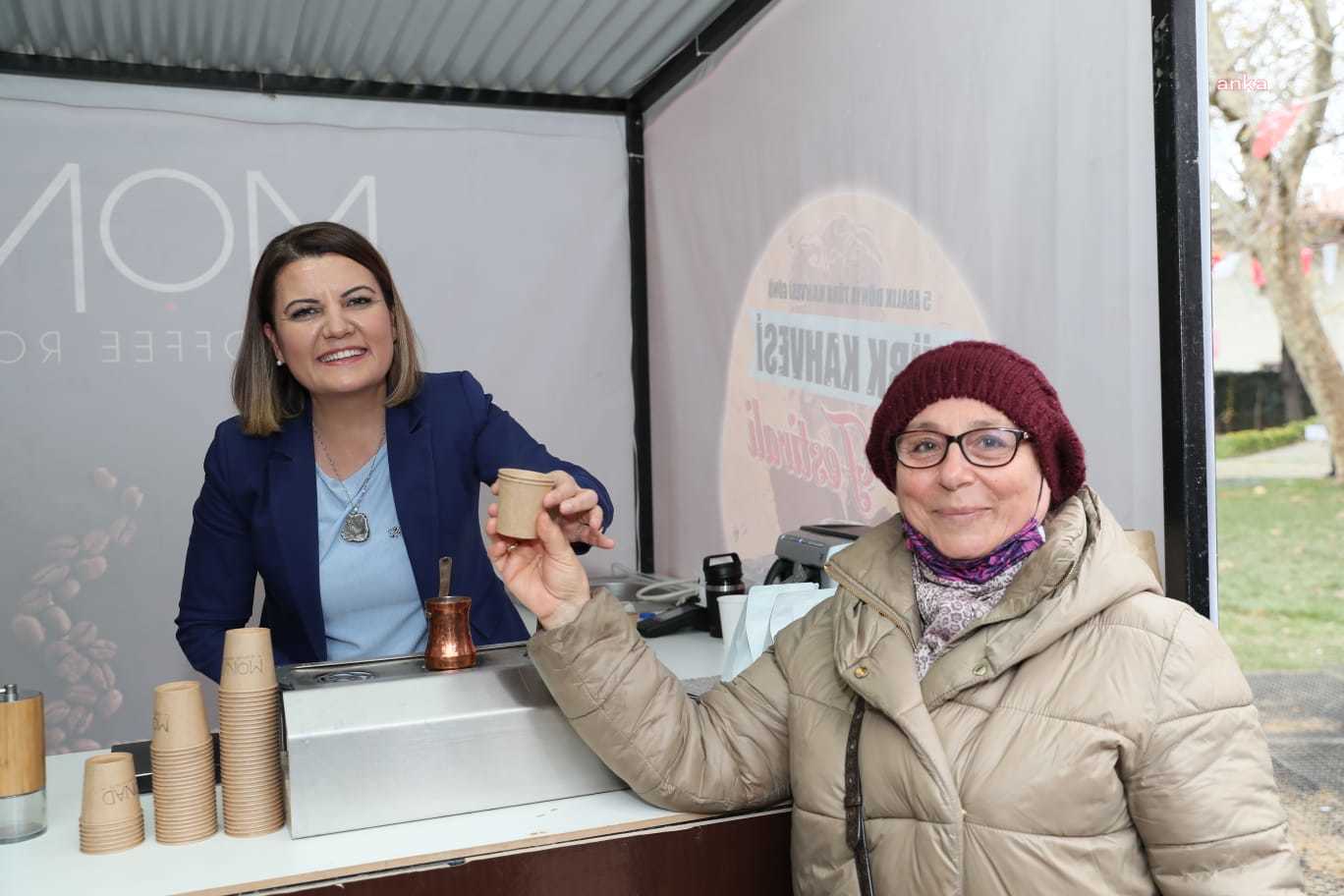 İZMİT'TE "KAHVENİN YOLCULUĞU: OSMANLI'DAN DÜNYAYA" SÖYLEŞİSİ