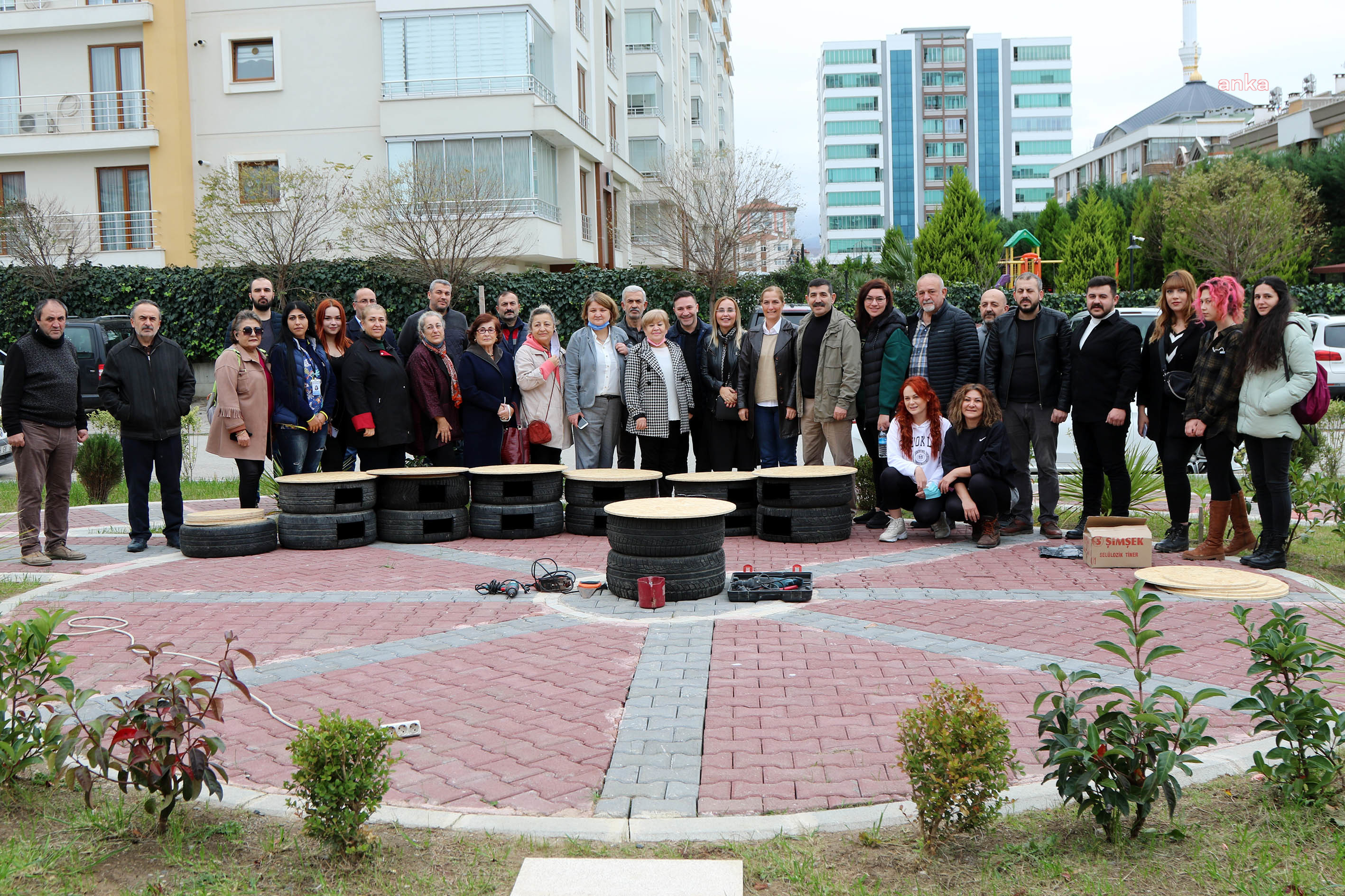 ATAKUM BELEDİYESİ ATIK MALZEMELERDEN KEDİ EVİ YAPTI