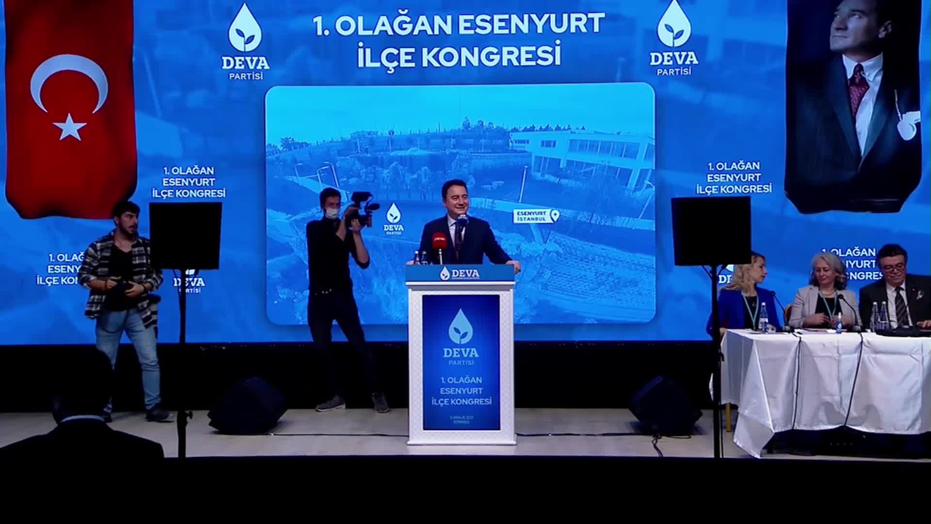 BABACAN'DAN "BOŞ TENEKE" YANITI: "SAYIN ERDOĞAN SİZ 13 SENE 'BOŞ TENEKE' İLE Mİ ÇALIŞTINIZ?"
