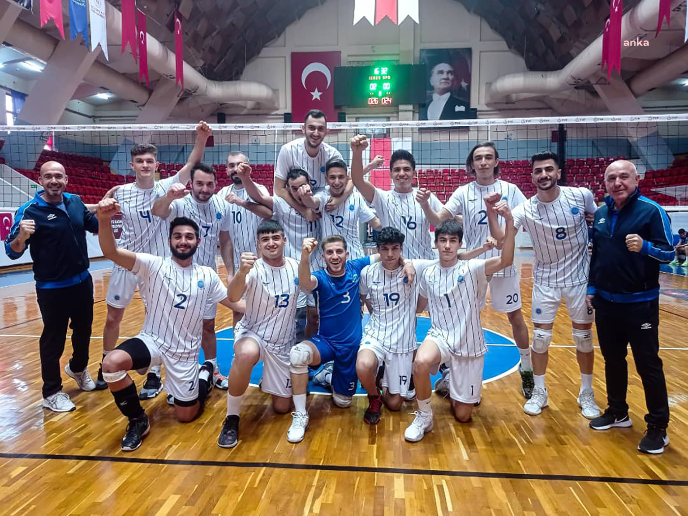 SEYHANLI VOLEYBOLCULARDAN ÇİFTE GALİBİYET