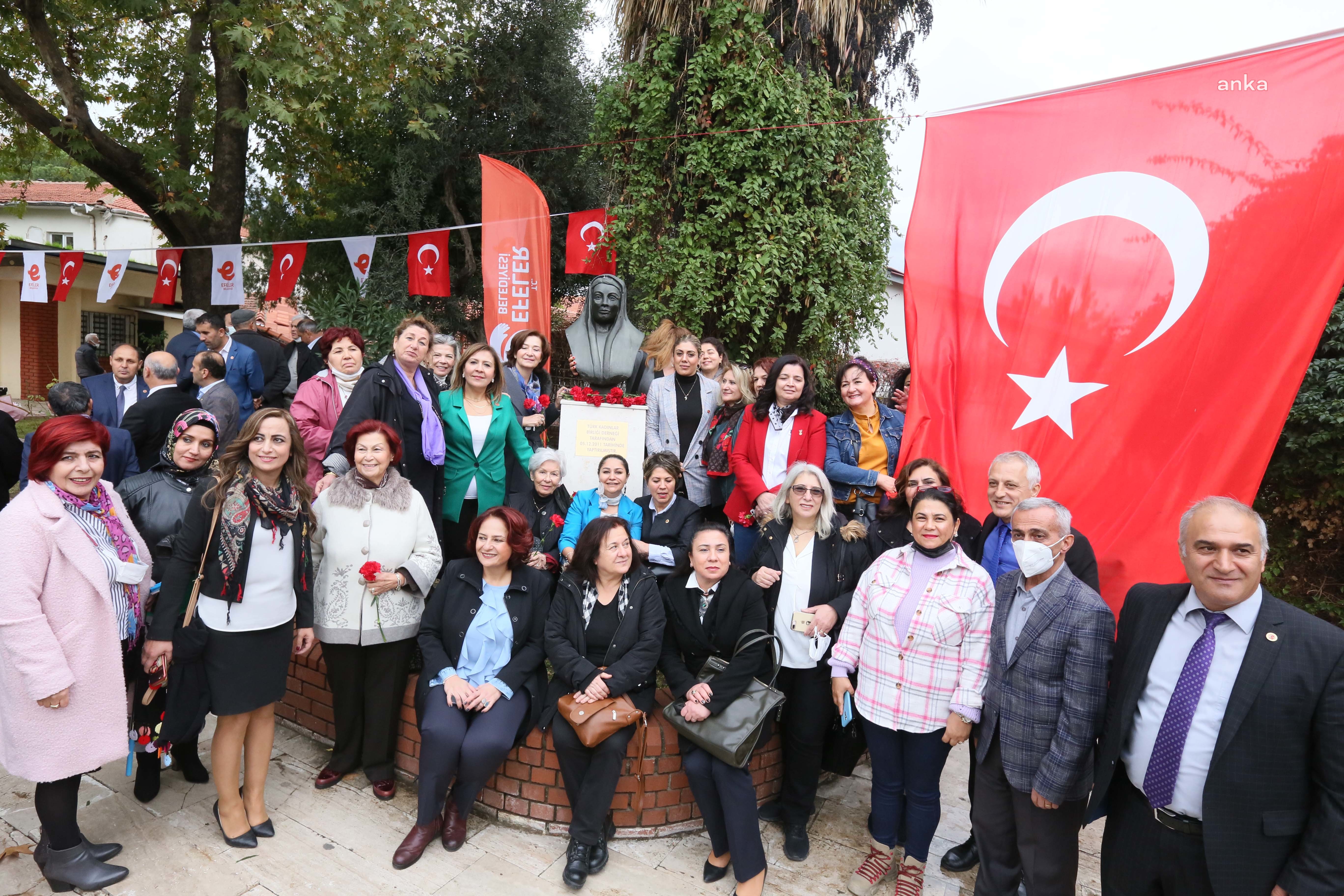 EFELER BELEDİYESİ, İLK KADIN MUHTAR GÜL ESİN'İ ANDI