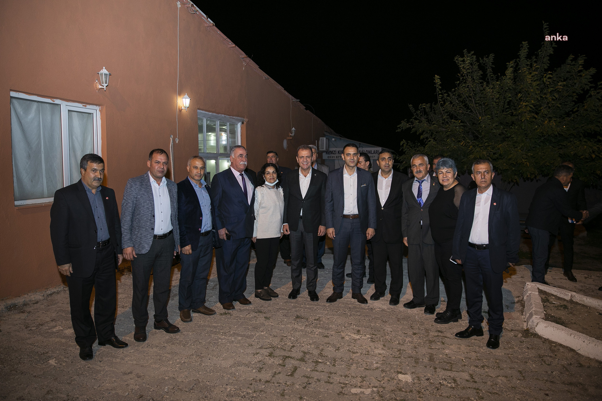 MERSİN BELEDİYE BAŞKANI SEÇER, SİLİFKE’DE ESNAF VE MUHTARLARLA BULUŞTU