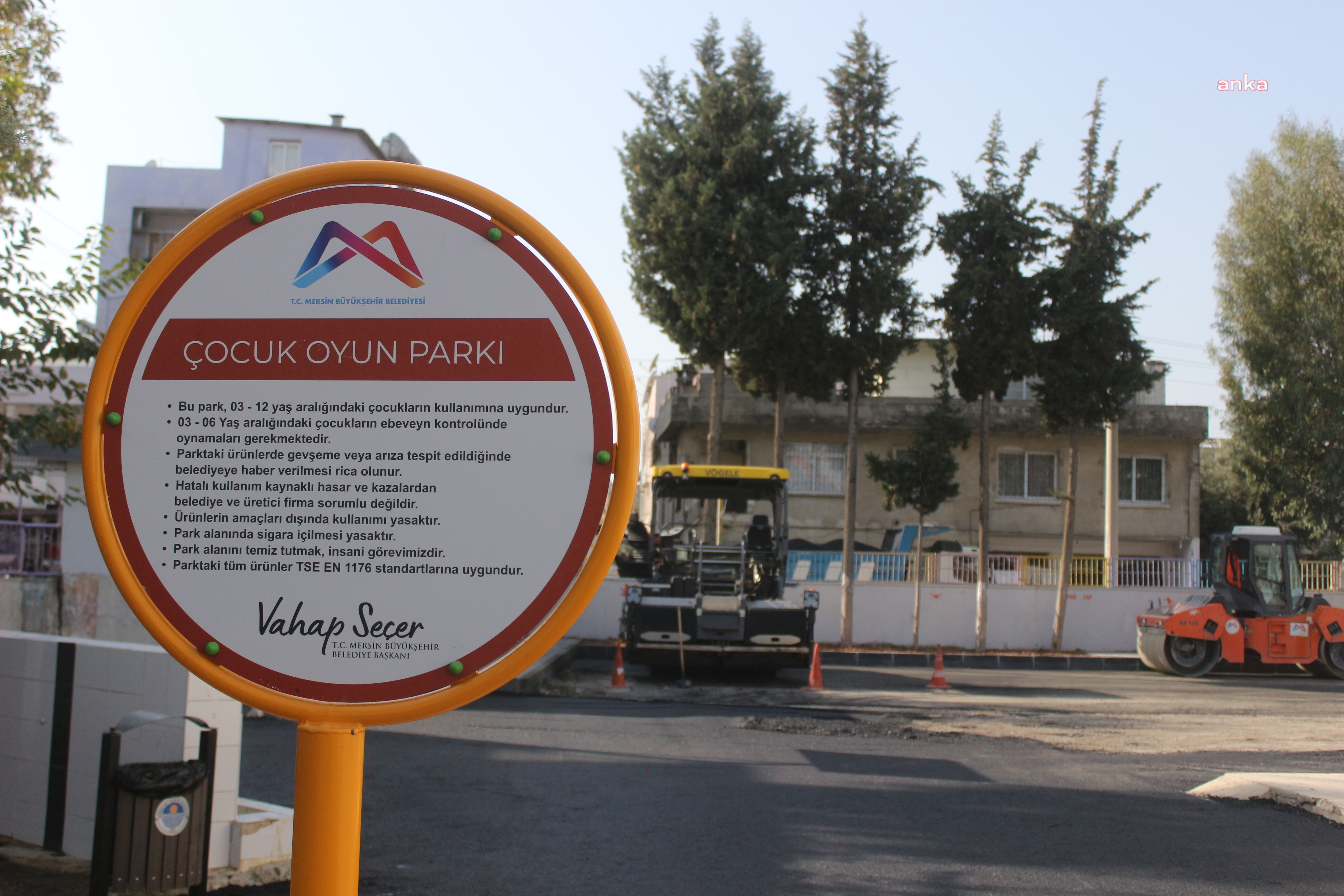 MERSİN BÜYÜKŞEHİR’DEN OKUL BAHÇESİNDE YENİLEME ÇALIŞMASI