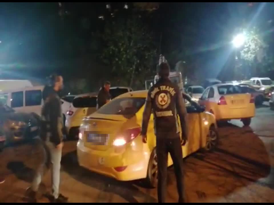 SÜRÜCÜNÜN "İKİZ PLAKA" OYUNU POLİSE TAKILDI