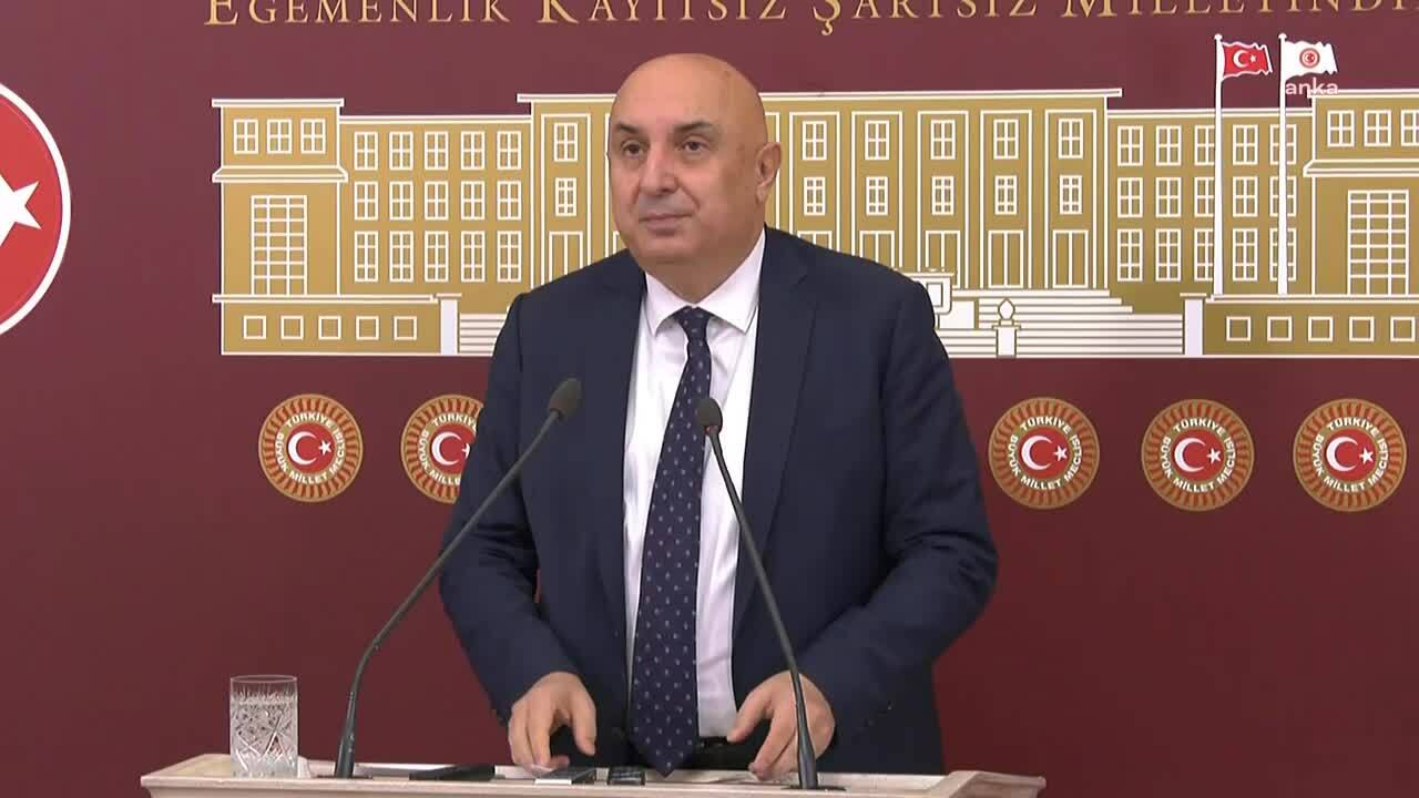 CHP'Lİ ÖZKOÇ: "BAŞSAVCILIK, RUHSAR PEKCAN HAKKINDAKİ ŞİKAYET DOSYASINI İŞLEME KOYMADI. PEKCAN SORUŞTURULMAYACAK MI?"