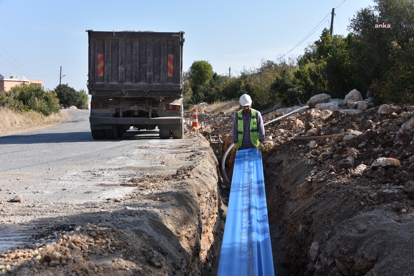 MESKİ, ERDEMLİ’NİN YETERSİZ İÇME SUYU SORUNUNU ÇÖZÜYOR