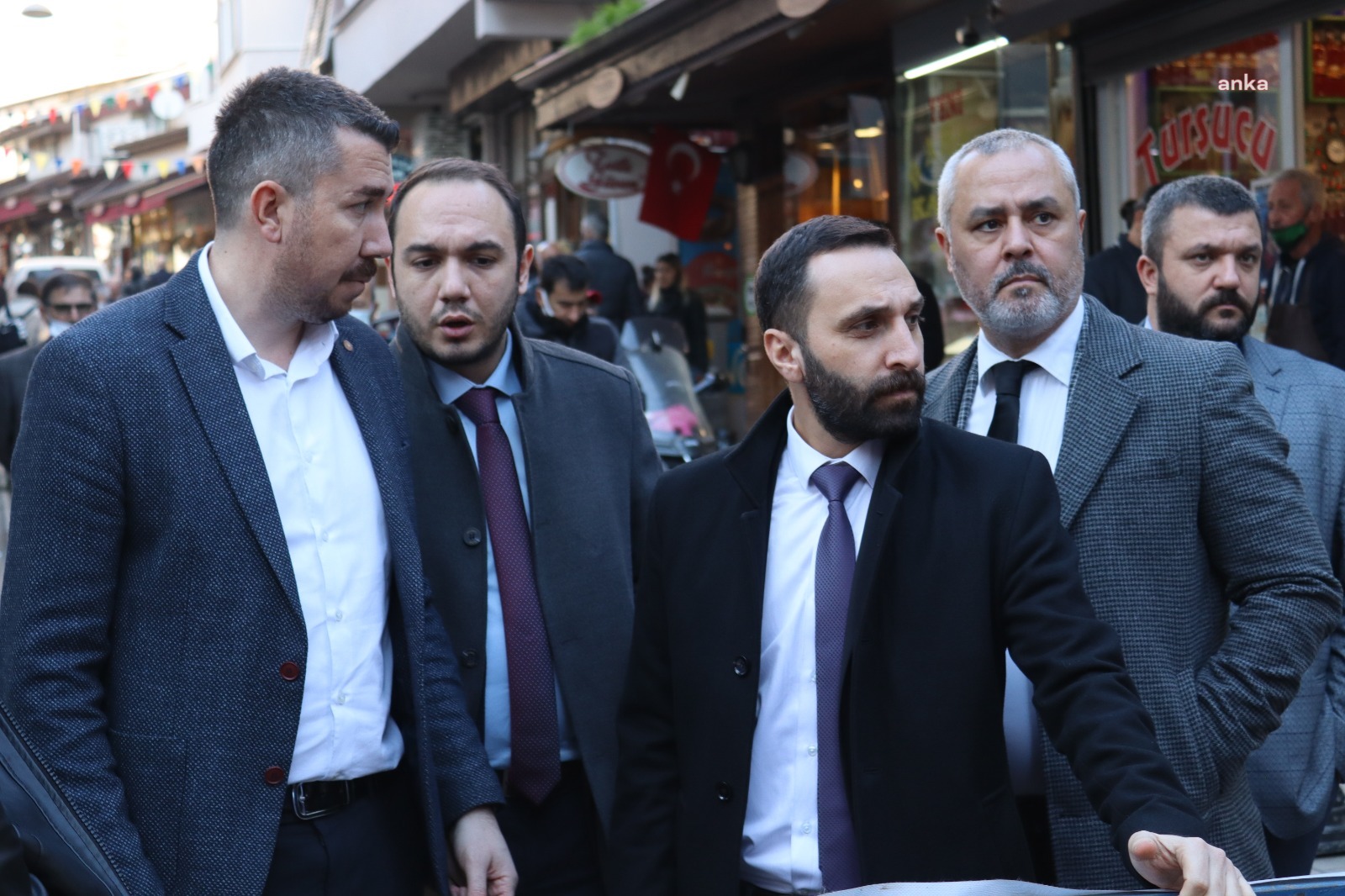 İZMİT BELEDİYESİ ÜST YÖNETİMİ İSTİKLAL CADDESİ ÇALIŞMALARINI İNCELEDİ