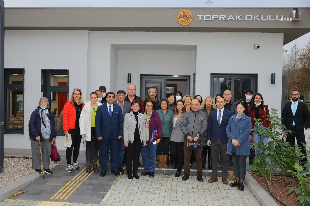 EFES TARLASI YAŞAM KÖYÜ’NDE ZEYTİNYAĞI TADIM ATÖLYESİ