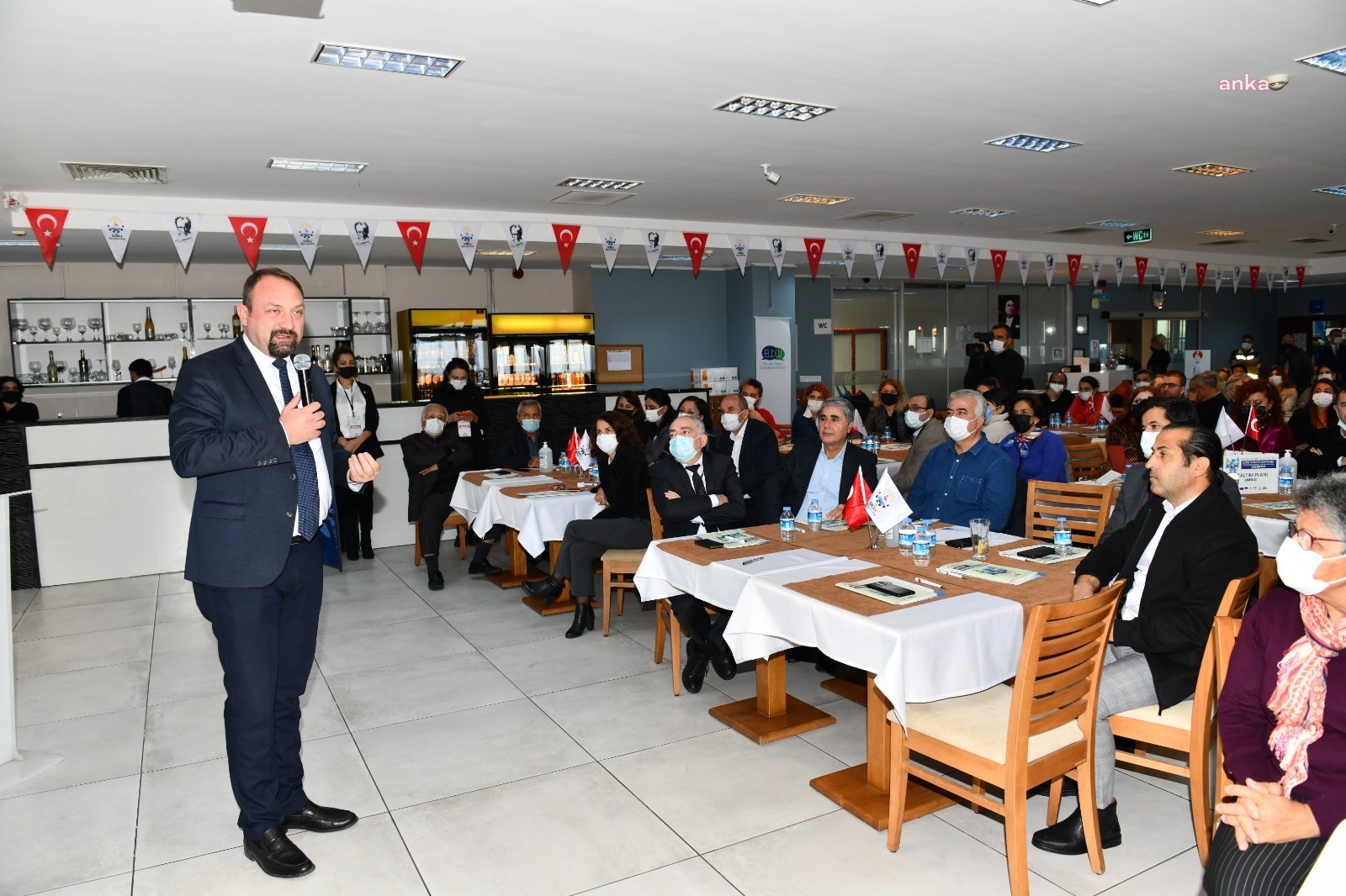 ÇİĞLİ'DE DİRENÇLİ KENTLER SEMPOZYUMU VE İKLİM EYLEM PLANI ÇALIŞTAYI YAPILDI