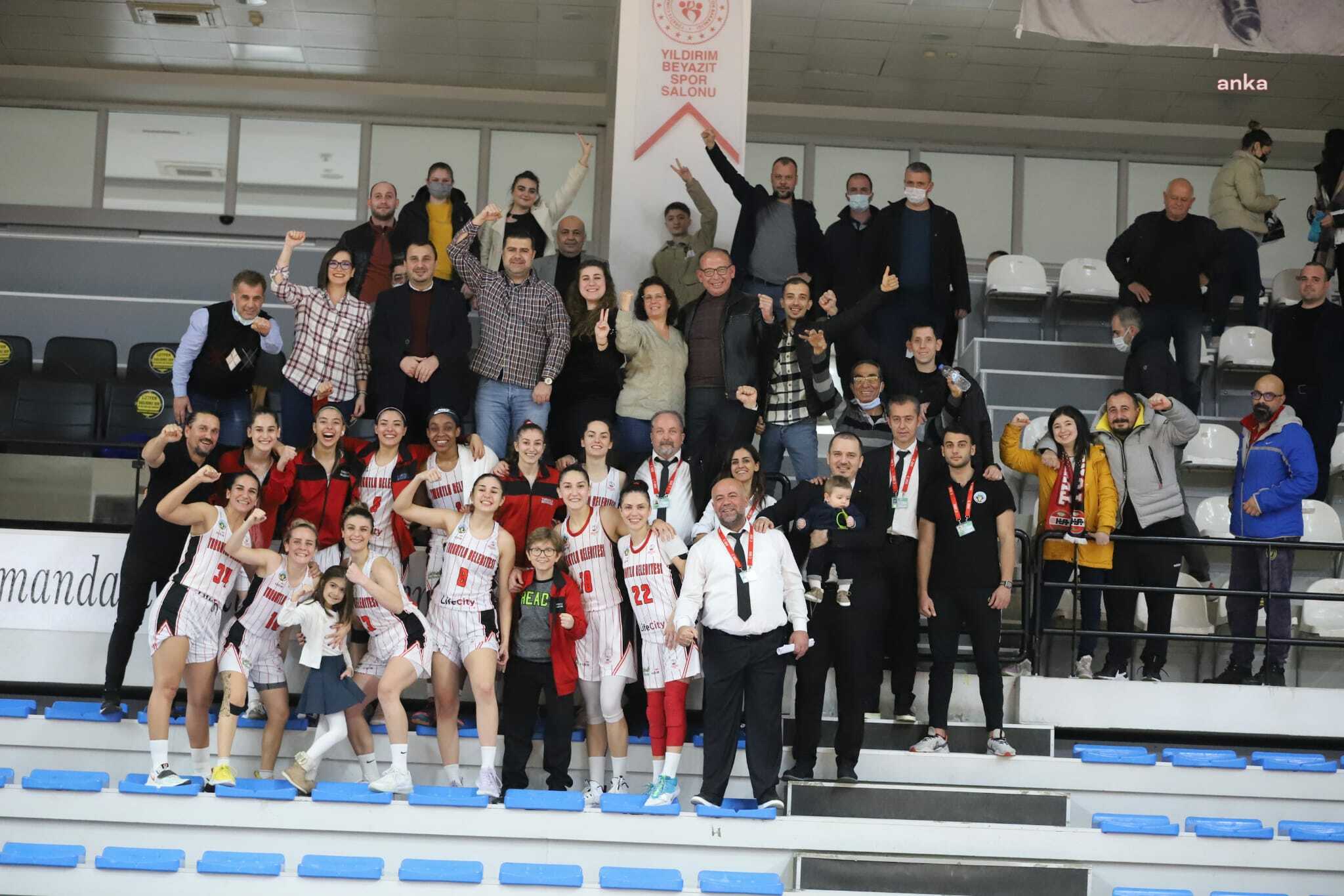 TURGUTLU BELEDİYESPOR KADIN BASKETBOLDA TARSUS BELEDİYESİNİ MAĞLUP ETTİ