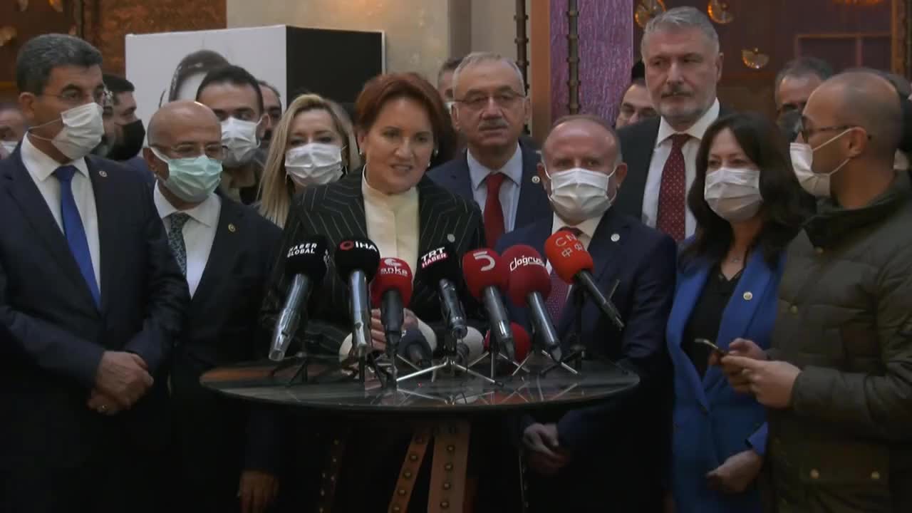 AKŞENER'DEN 'OHAL' UYARISI: "TÜRKİYE'NİN İFLAS ETMESİNE SEBEP OLABİLİR. SAKIN HA ÖYLE BİR EL UZATMA OLMASIN"