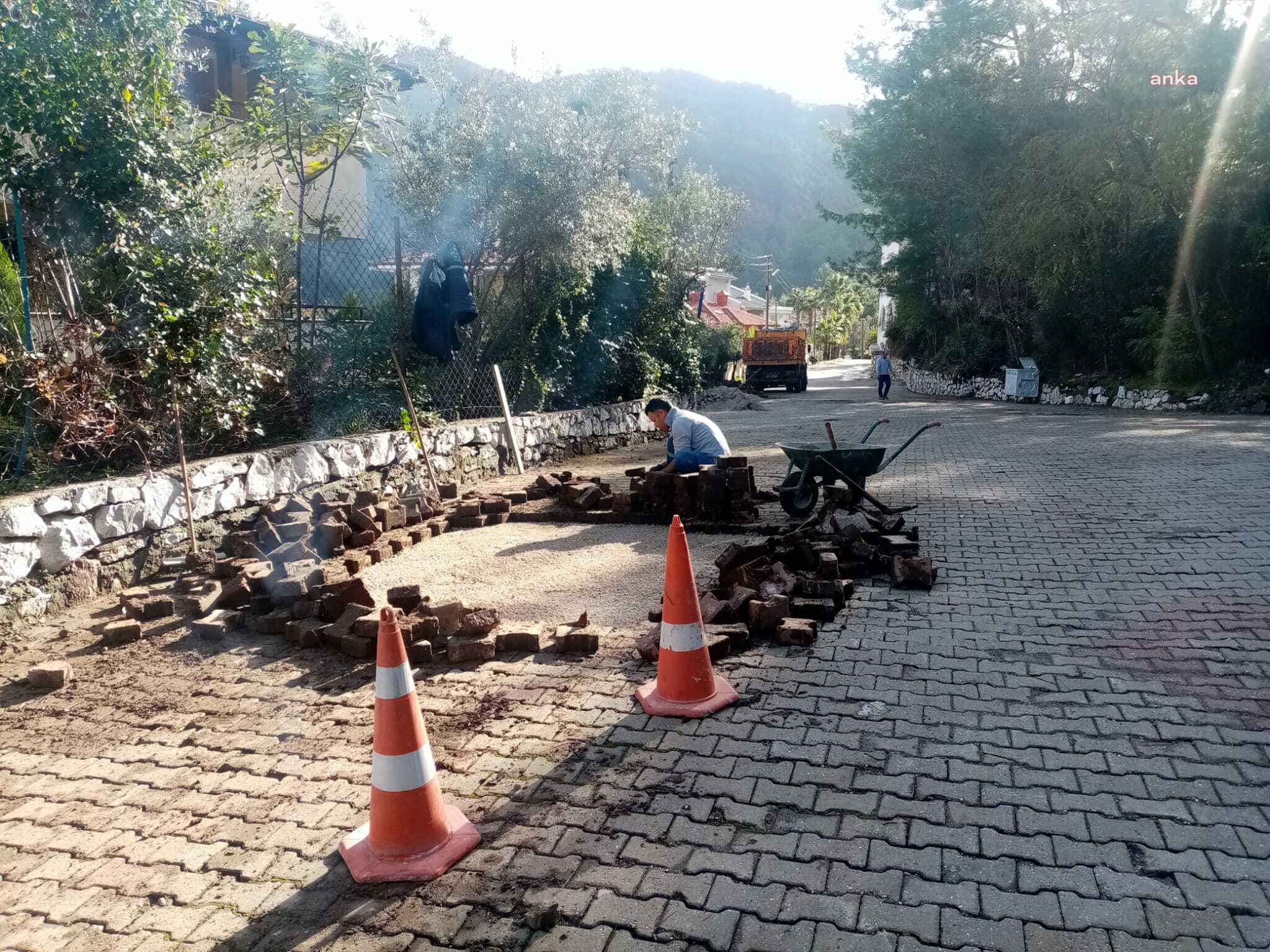 MARMARİS'TE FEN İŞLERİ ARALIKSIZ ÇALIŞIYOR