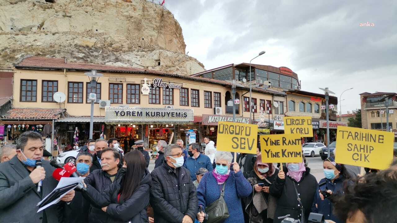 ÜRGÜP'TE BELEDİYENİN DOĞAL YAPIYI BOZAN İNŞAATI PROTESTO EDİLDİ