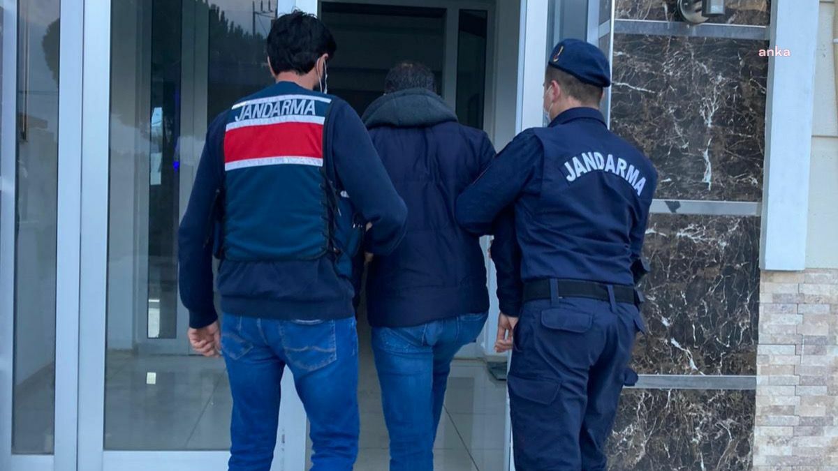 İZMİR'DE TERÖR OPERASYONU: 3 KİŞİ YAKALANDI