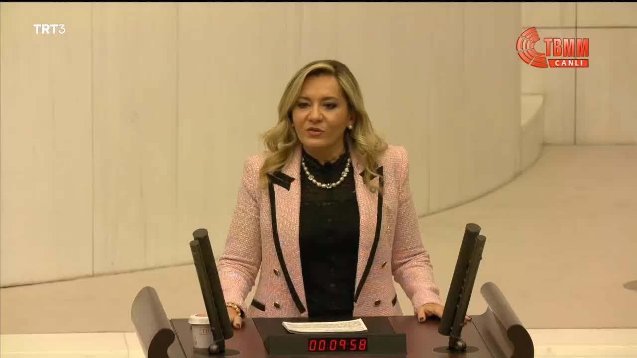 İYİ PARTİLİ AYLİN CESUR: İKİ DOZ BİONTECH ORANINI HIZLA ARTTIRMALIYIZ, OMİCRON BİZİ ÇOK KÖTÜ VURACAK
