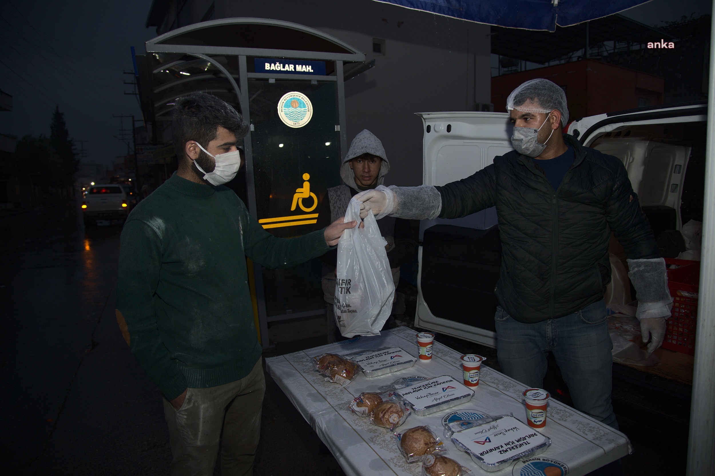 MERSİN BÜYÜKŞEHİR’İN MAHALLE MUTFAKLARI 30 NOKTADA HER GÜN AÇIK