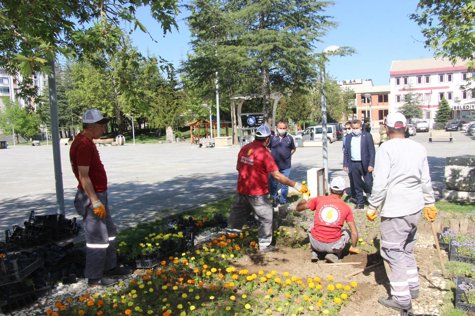SEYDİŞEHİR BELEDİYESİ PEYZAJ ÇALIŞMALARINA HIZ KATTI