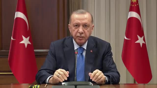 ERDOĞAN: "ELON MUSK'I TÜRKİYE KARŞITI LOBİLERİN ŞANTAJINA VE BASKISINA BOYUN EĞMEDİĞİ İÇİN TEBRİK EDİYORUM"