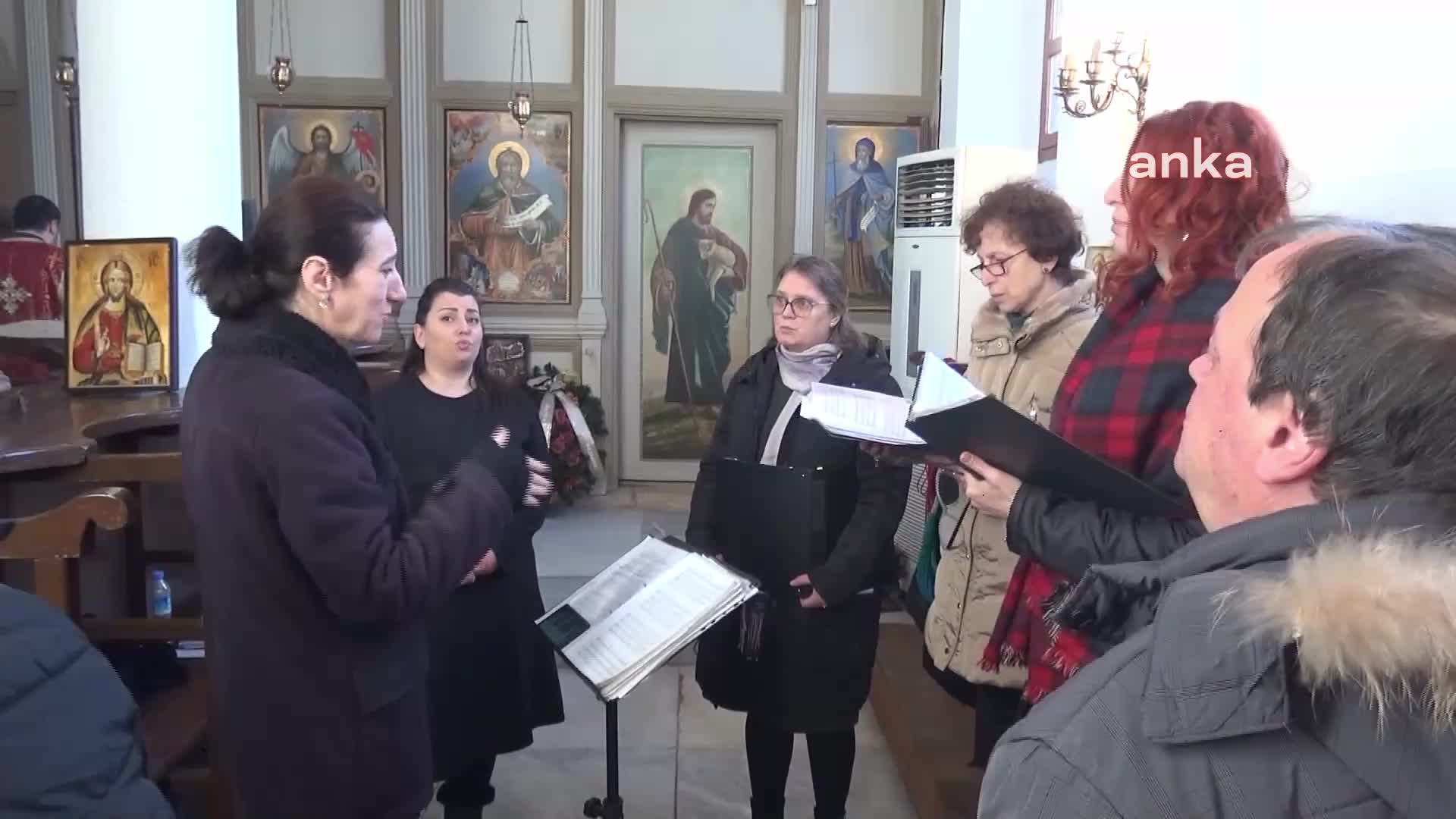 EDİRNE'DE STEVİ GEORGİ KİLİSESİNDE NOEL BAYRAMI KUTLANDI