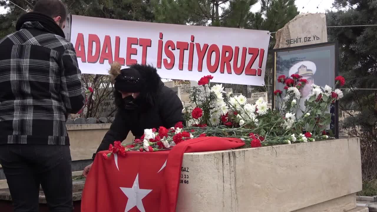 YARBAY ALİ TATAR KABRİ BAŞINDA ANILDI. AĞABEY TATAR: "İSYANIMIZI DERİN KUYULARA HAYKIRMAYA HAZIRIZ. TEK DİLEĞİMİZ İNSANLARIN BİRBİRİNİN HAKKINA SAYGI DUYMASI"