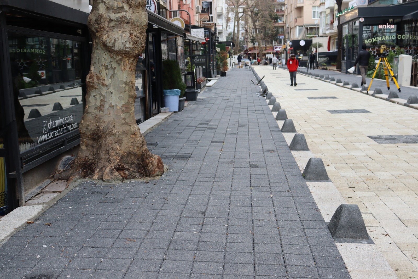 İZMİT BELEDİYESİ, RAUF ORBAY SOKAK'IN ÇEHRESİNİ DEĞİŞTİRİYOR
