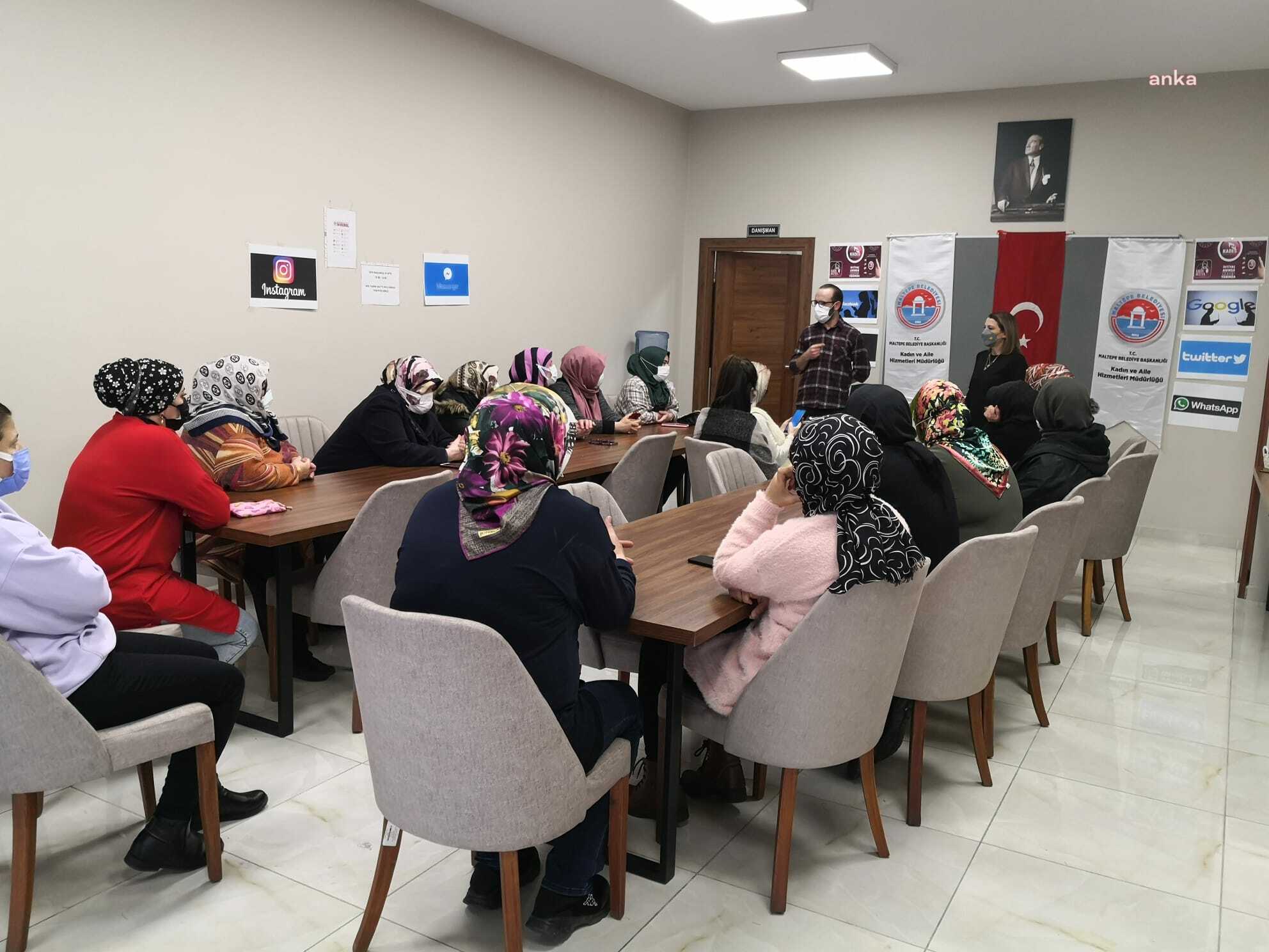 MALTEPELİ KADINLARA “AKILLI TELEFON” EĞİTİMİ