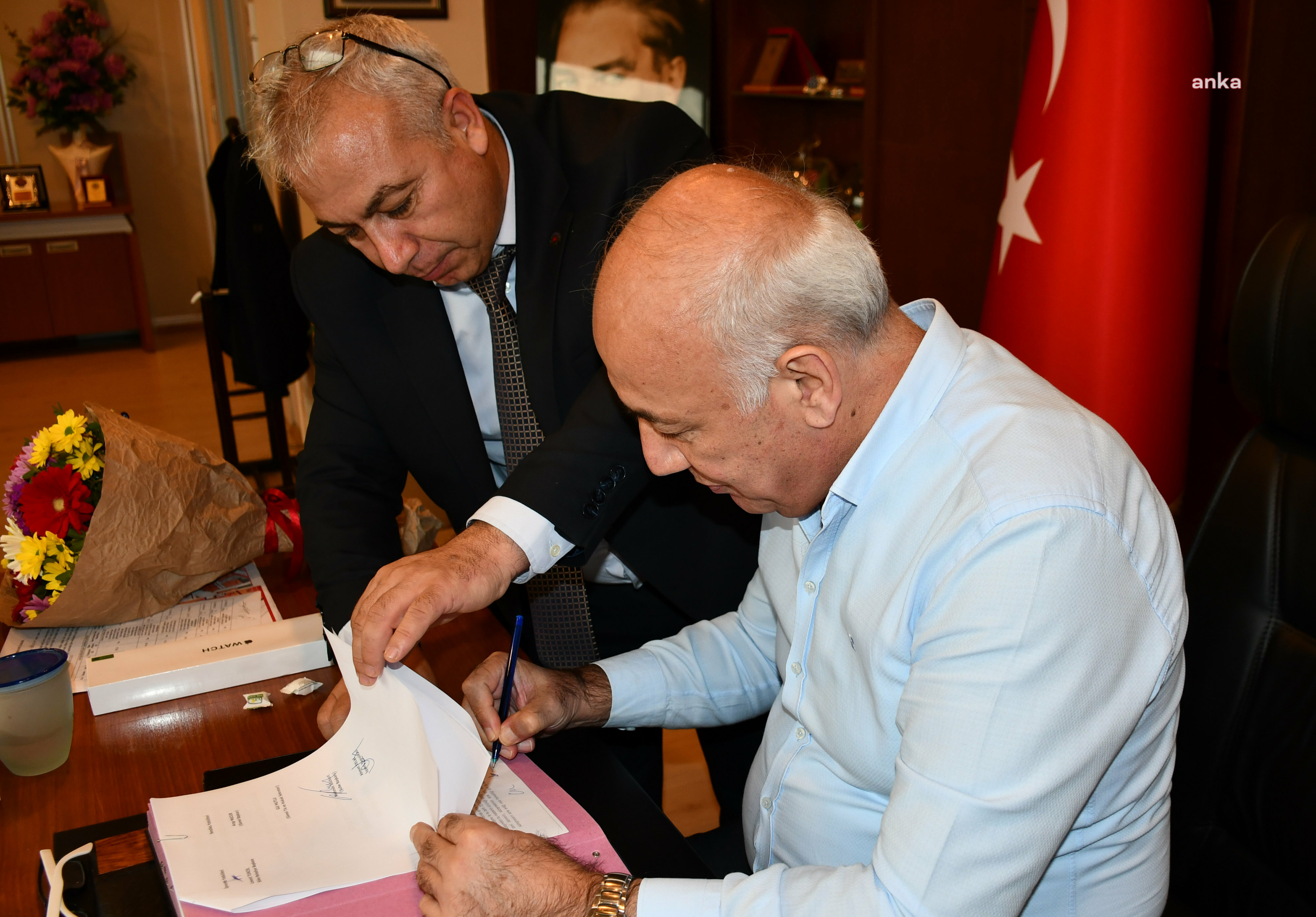 SÖKE BELEDİYESİ, MEMURLARINI SEVİNDİRDİ