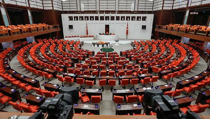 ELEKTRİKTE TRT PAYINI KALDIRAN DÜZENLEME TBMM GENEL KURULU’NDA KABUL EDİLDİ