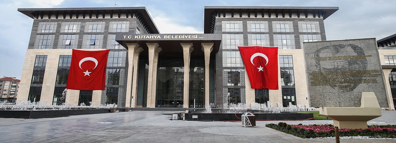 SAYIŞTAY RAPORU: KÜTAHYA BELEDİYESİ 31 ARACI MEVZUATA AYKIRI KİRALADI