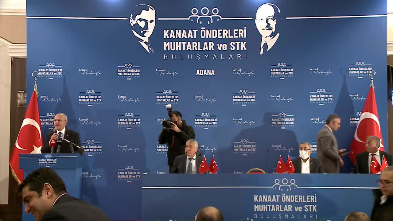 KILIÇDAROĞLU: "YA TÜRKİYE CUMHURİYETİ DEVLETİ NE ZAMANDAN BERİ EL ALEME EL AVUÇ AÇTI, 'BANA PARA VERİN, MEMLEKETİ YÖNETECEĞİM' DİYE"
