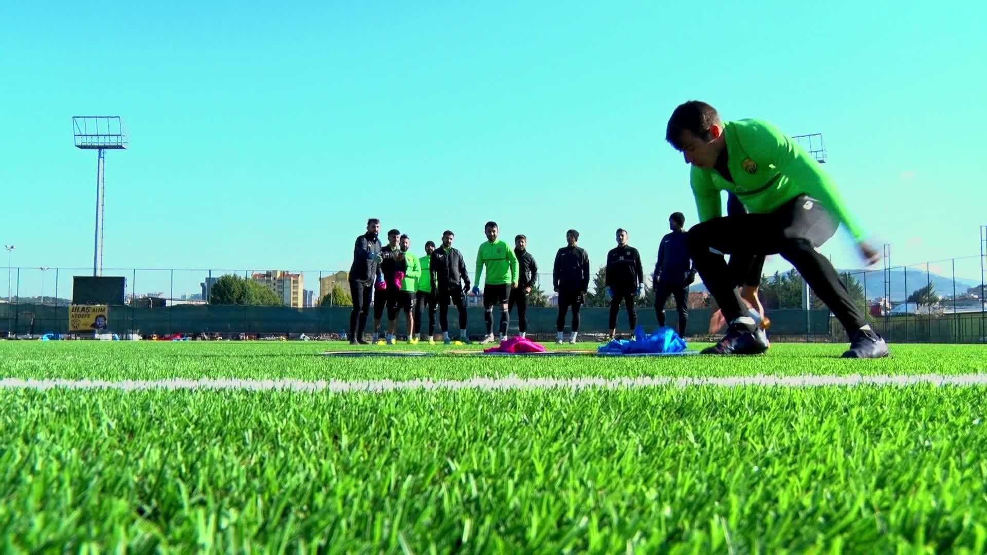 LİDER ALİAĞASPOR FK, MANİSASPOR DEPLASMANINA HAZIRLANIYOR