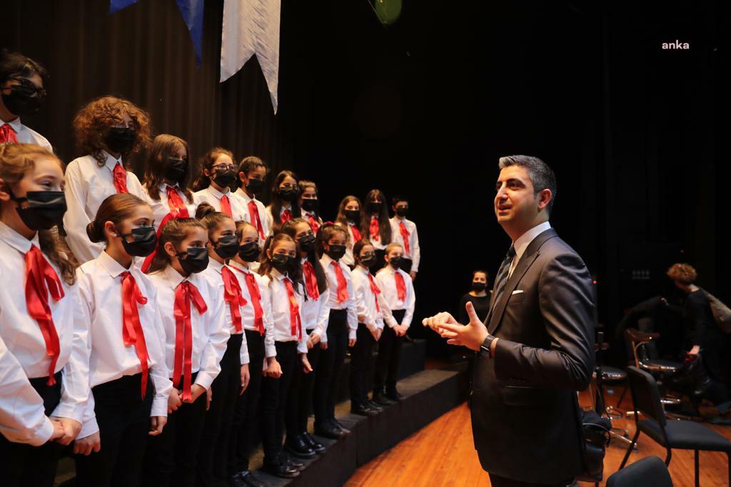 KARTAL BELEDİYESİ GENÇLİK SENFONİ ORKESTRASI’NDAN YENİ YIL KONSERİ