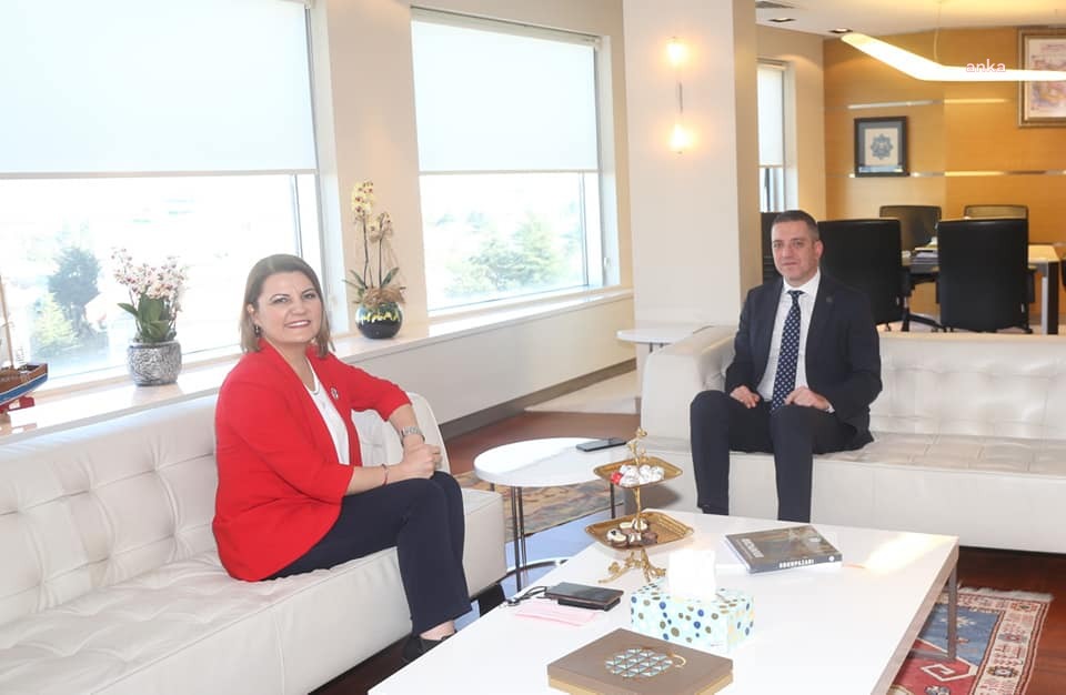 İZMİT BELEDİYE BAŞKANI HÜRRİYET’TEN, TBB BAŞKANI SAĞKAN’A "HAYIRLI OLSUN" ZİYARETİ