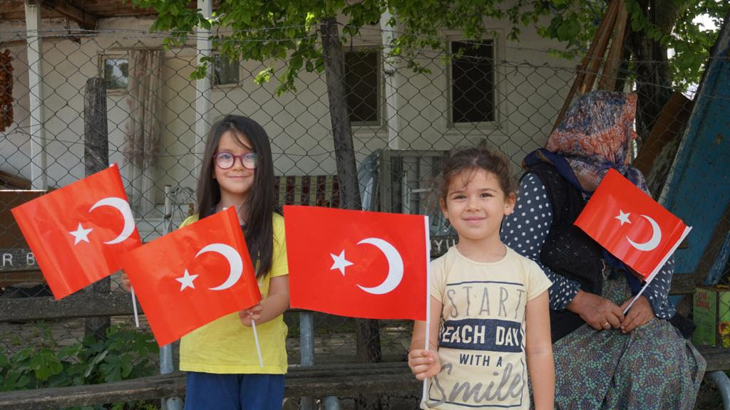 İZMİT'İN KÖYLERİNDE 19 MAYIS COŞKUSU