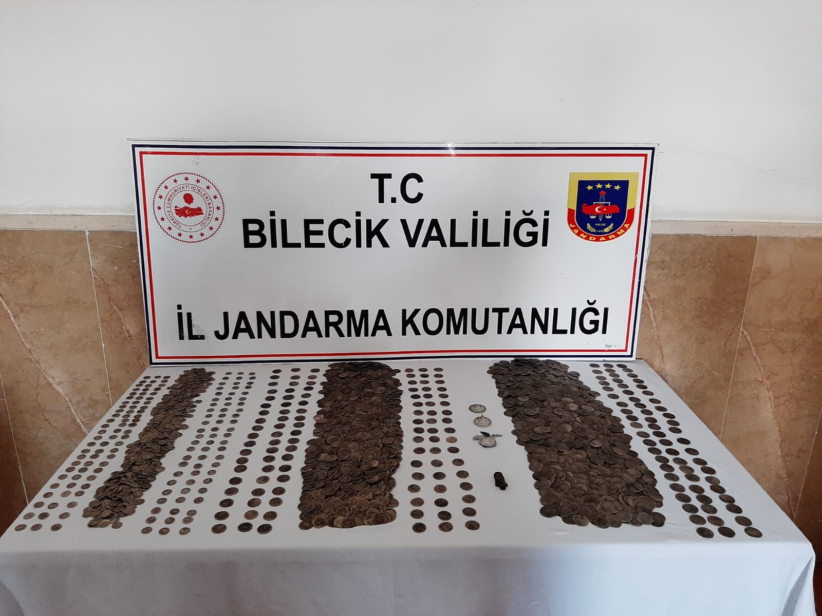 BODRUM'DA KAÇAK YAPILAŞMA İLE MÜCADELE SÜRÜYOR