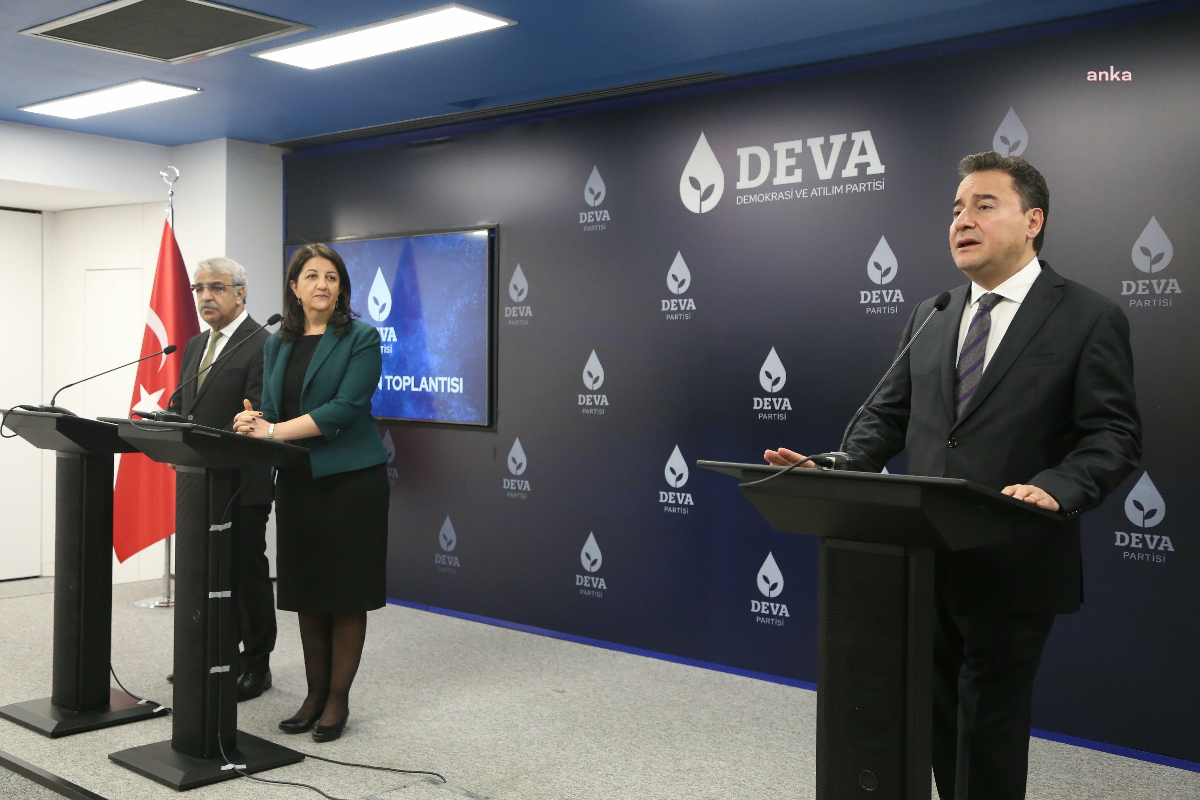 BABACAN’DAN HDP’YE GEÇMİŞ OLSUN TELEFONU