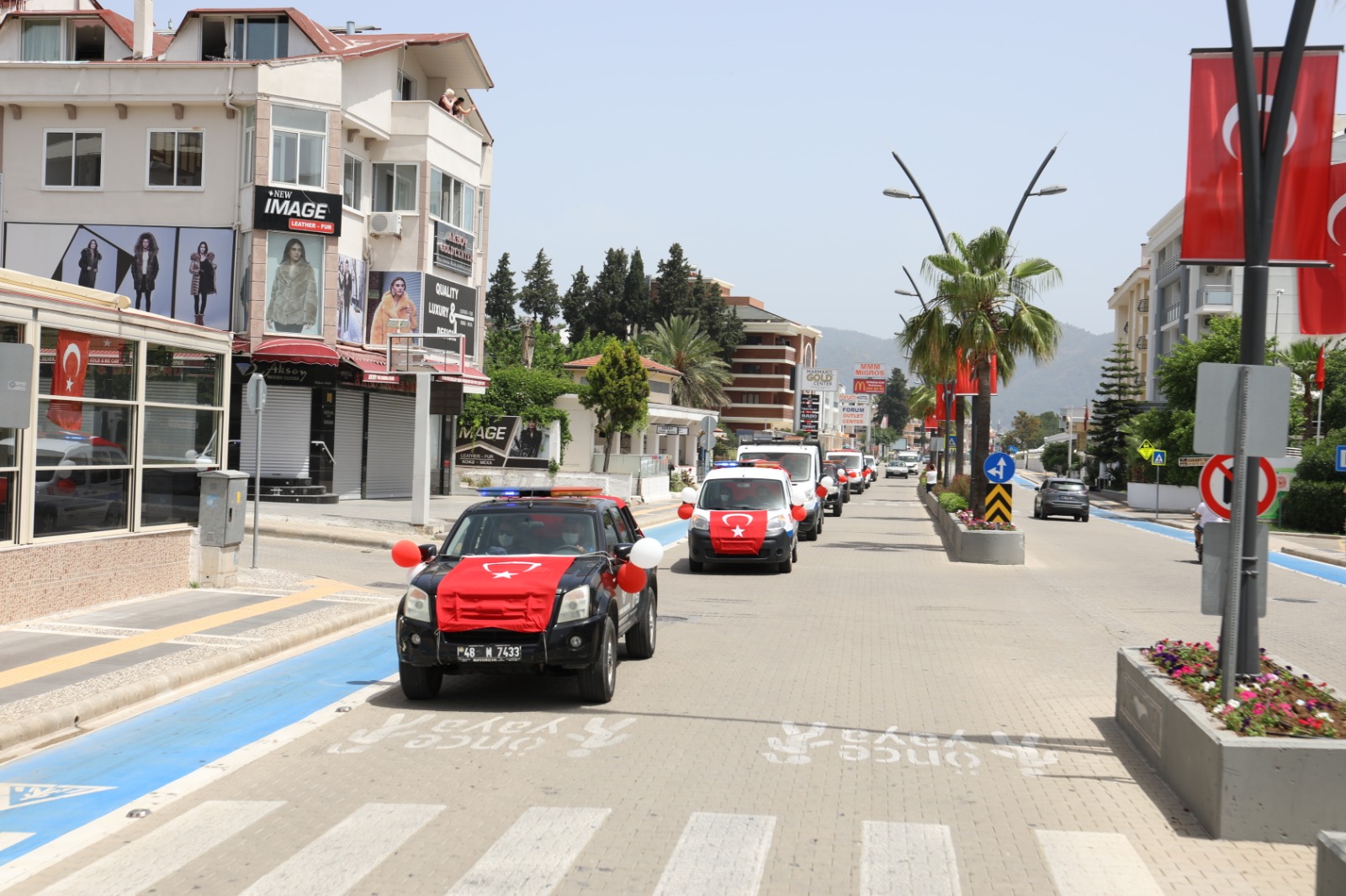 101.YIL COŞKUSU, MARMARİS'İ SARDI
