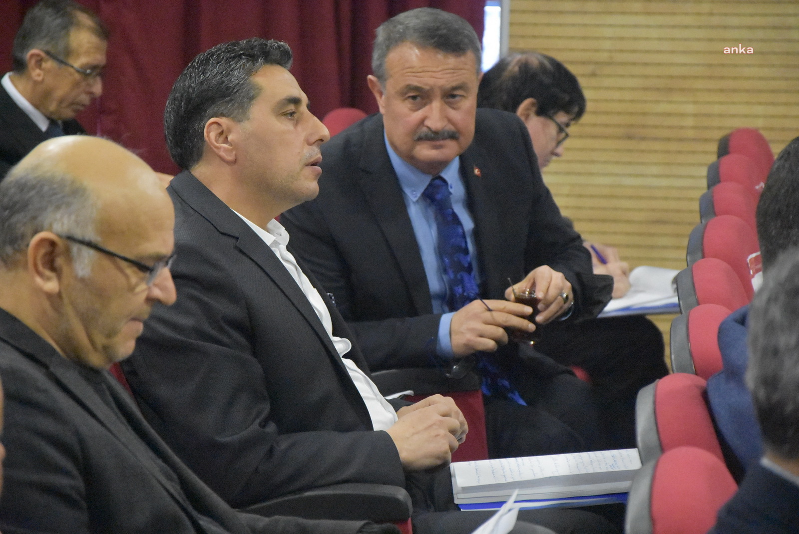 AKHİSAR BELEDİYE BAŞKANI BESİM DUTLULU, DAİRE MÜDÜRLERİ İLE 2021 YILINI DEĞERLENDİRDİ