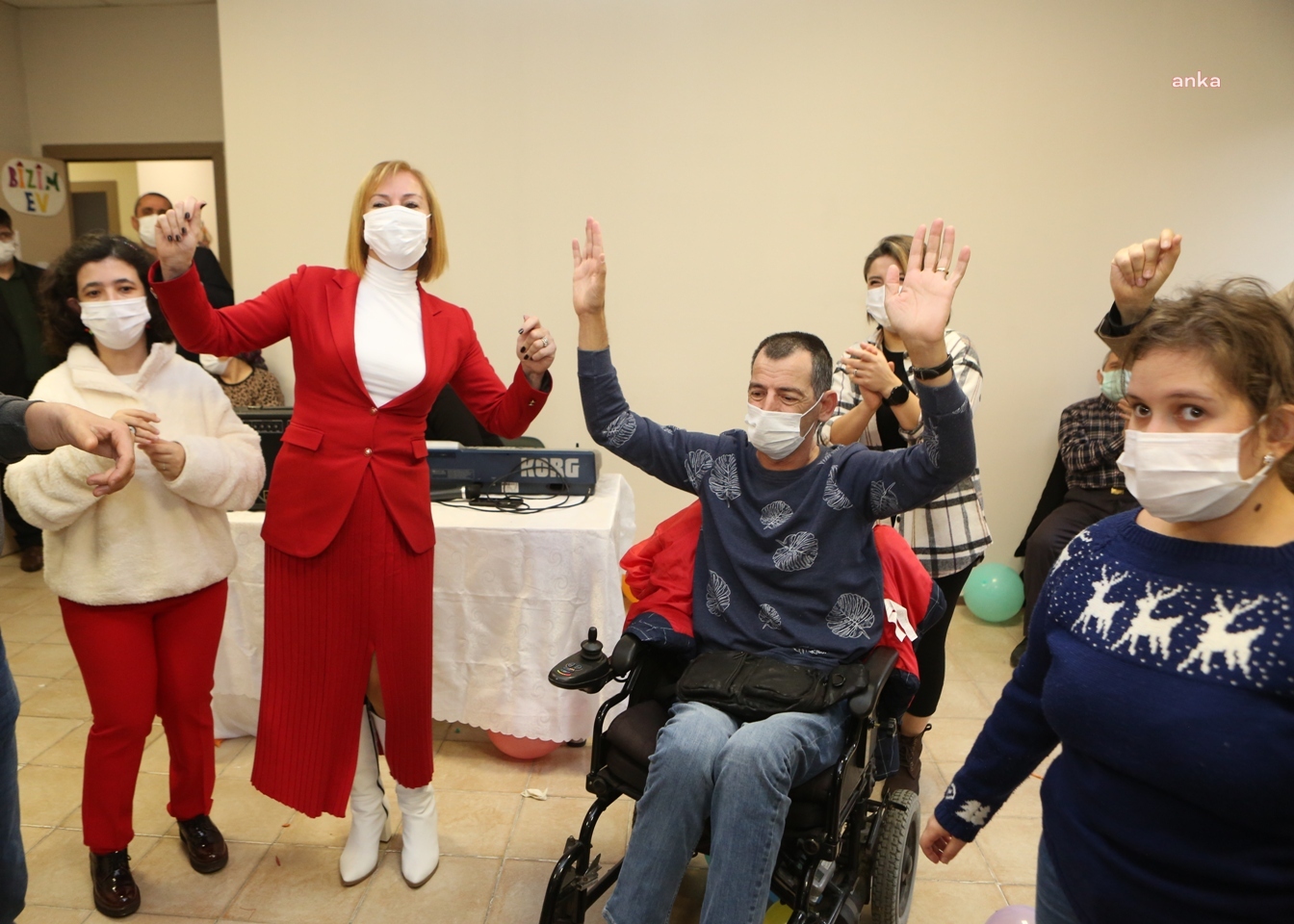 NİLÜFER BELEDİYESİ BİZİM EV’DE YENİ YIL COŞKUSU